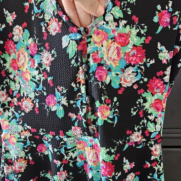 Painted Thread Floral Mini Dress - Picture 3 of 5